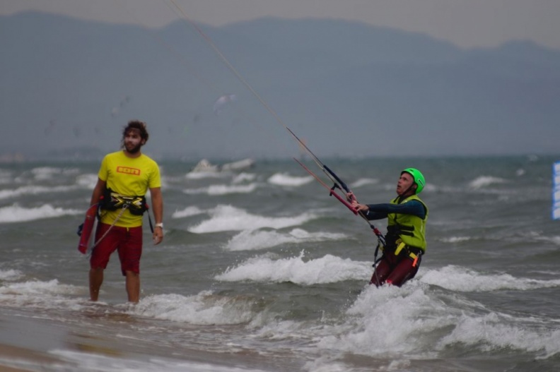  Avec le coach, Mathieu Pastorino, excellent pédagogue et très bon windsurfer aussi